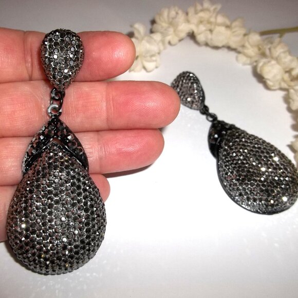 Black and Grey Statement Earrings Sparkly Rhinestone Costume Jewelry Woman D150 - Picture 4 of 4